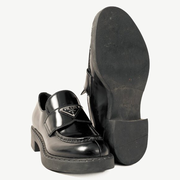 Prada Nero Spazzolato Leather Triangle Logo Loafers - Picture 5 of 12